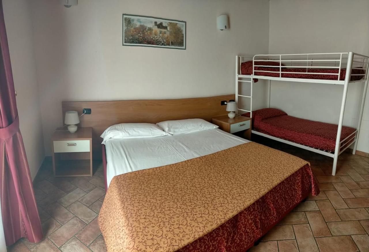 Hotel Agli Ulivi Valeggio sul Mincio Ngoại thất bức ảnh