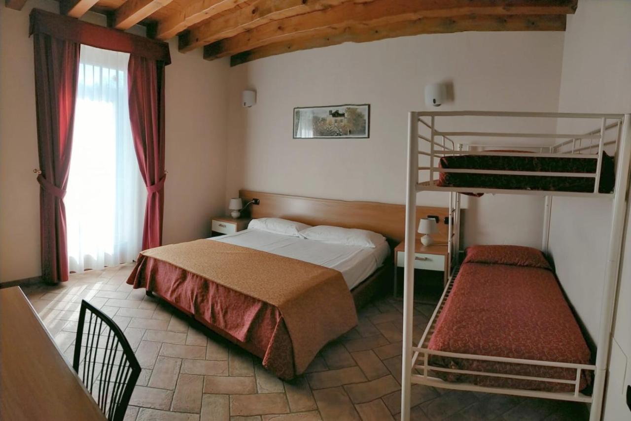 Hotel Agli Ulivi Valeggio sul Mincio Ngoại thất bức ảnh