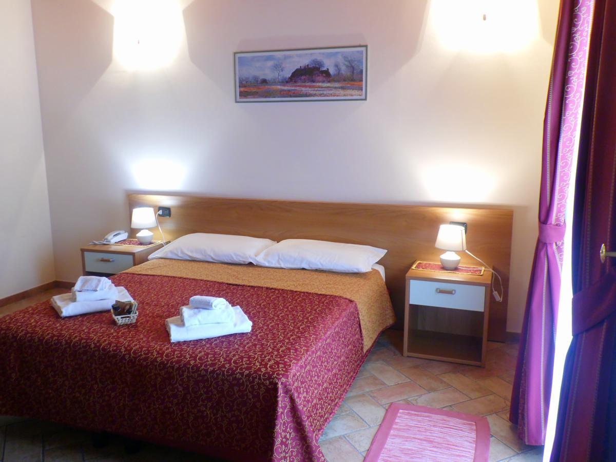 Hotel Agli Ulivi Valeggio sul Mincio Ngoại thất bức ảnh