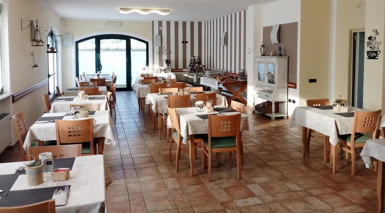 Hotel Agli Ulivi Valeggio sul Mincio Ngoại thất bức ảnh
